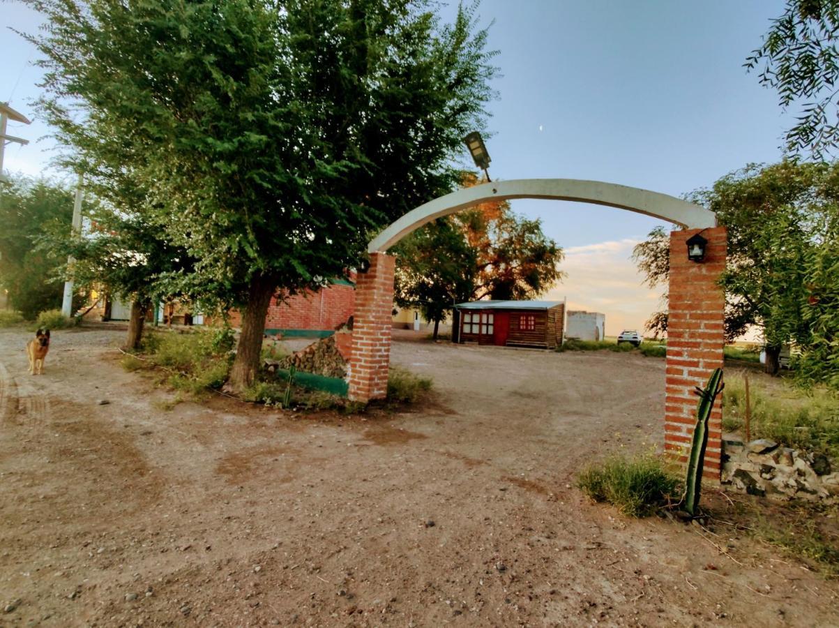 Hotel Juanita Puelches Kültér fotó